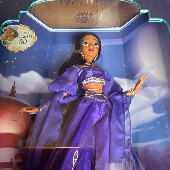 Disney Princess  Series    D23   JASMINE 17 in Ltd.   NWT   RETIRED - Picture 4 of 5